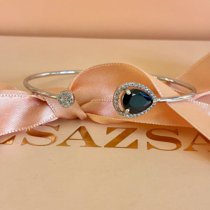 Teardrop black zircone sterling silver bangle