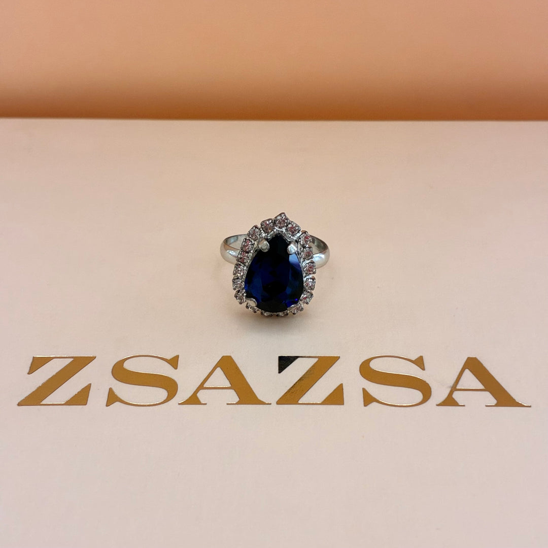 Navy blue Teardrop Preciosa crystals set