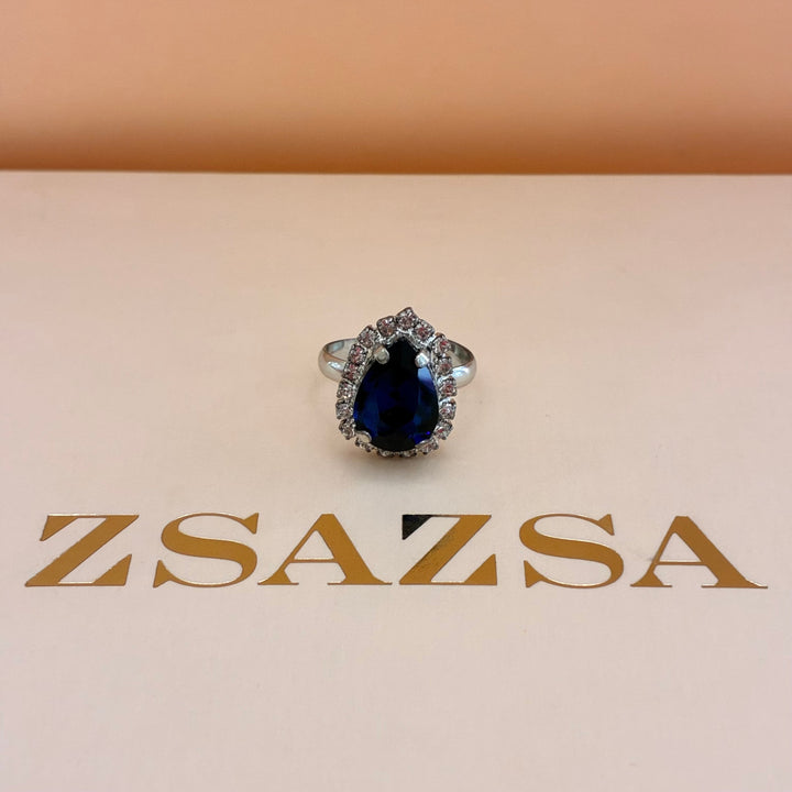 Navy blue Teardrop Preciosa crystals set