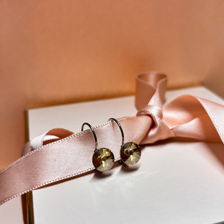 Basic light bronze rhinestone hooks