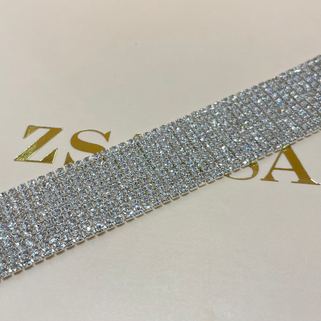 Elegant silver bracelet