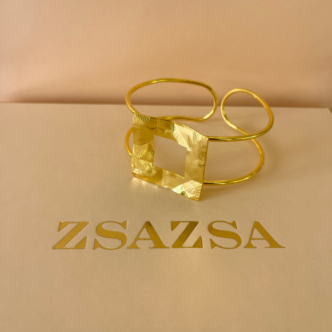 Square gold handmade set