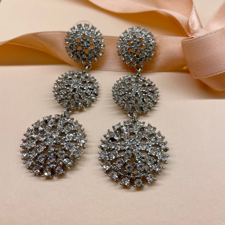 Elegant earrings