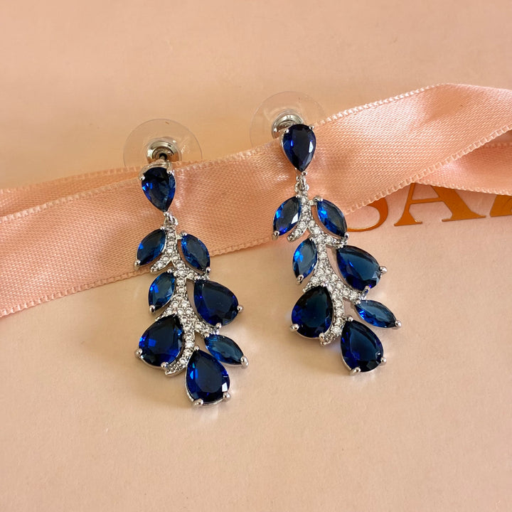 Navy blue zircone teardrop earrings