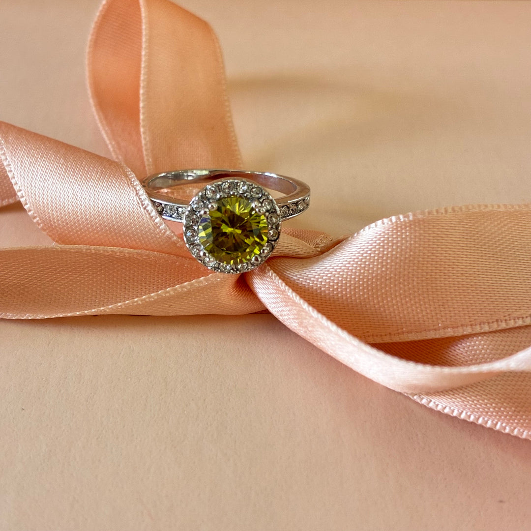 Green zircone silver ring