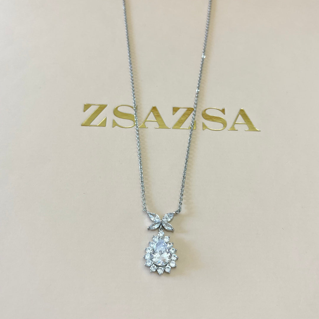Silver zircone teardrop pendant