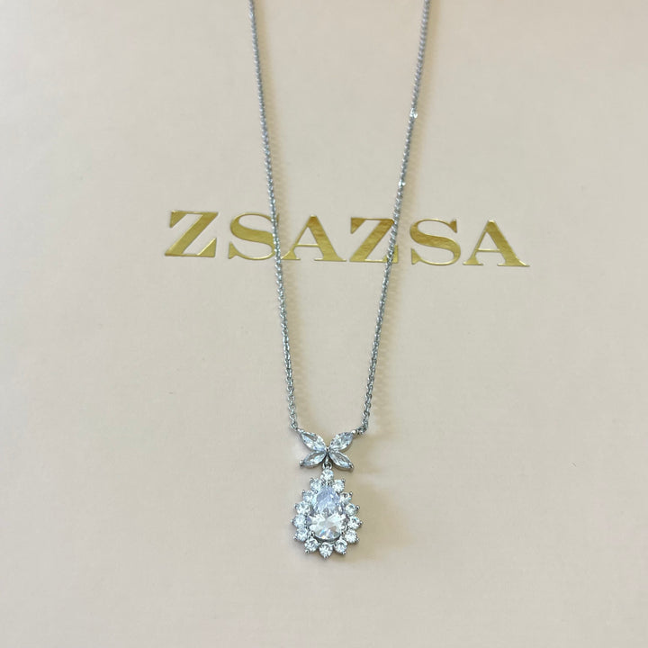 Silver zircone teardrop pendant