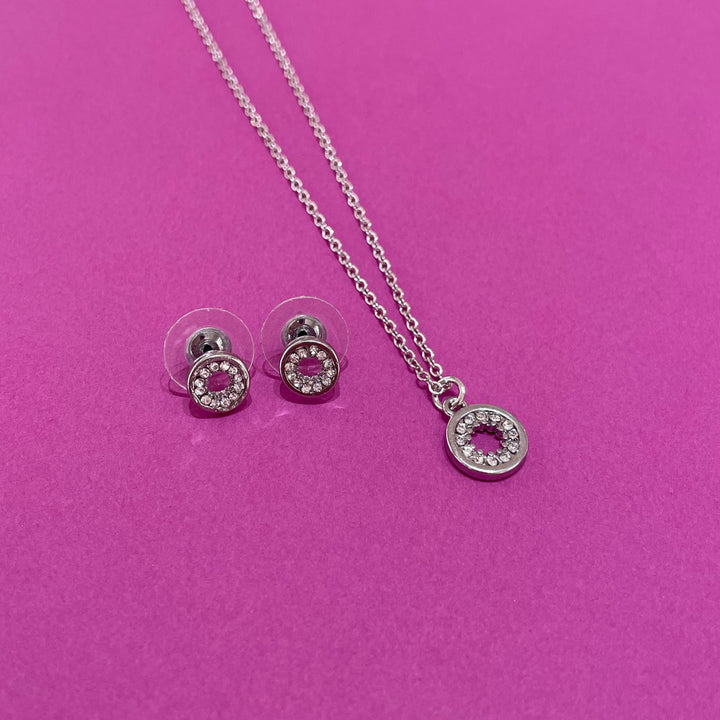 Pendant set
