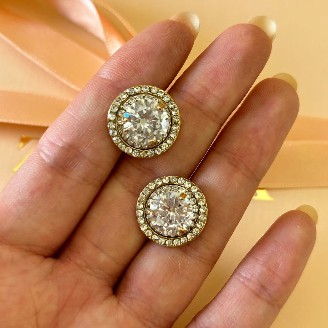 Round earrings
