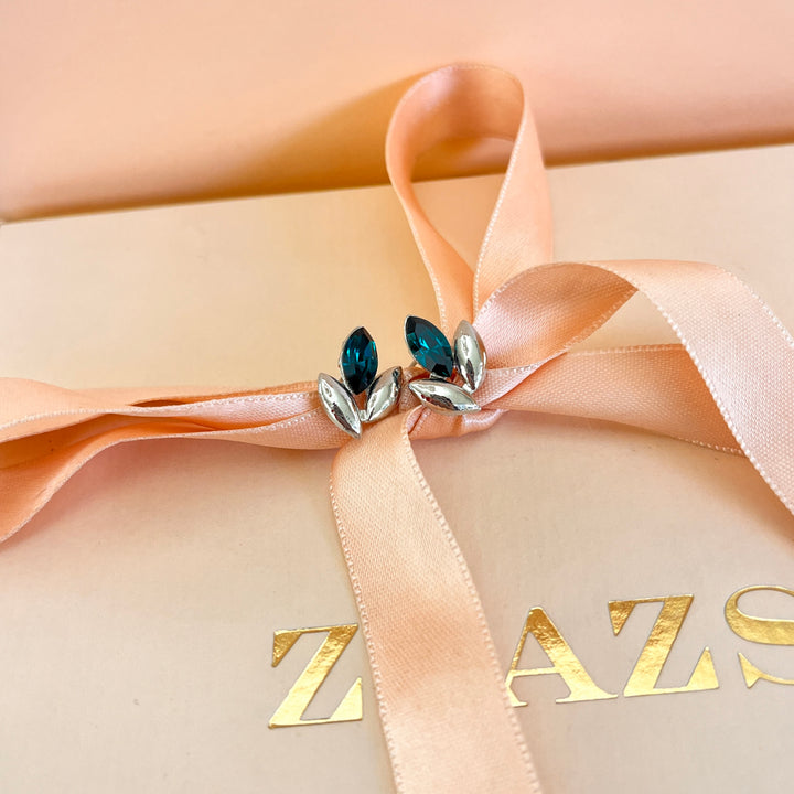 Tulip dark green preciosa crystals studs