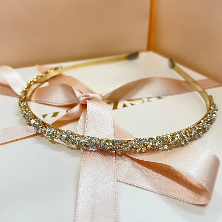 Delicate plaited headband