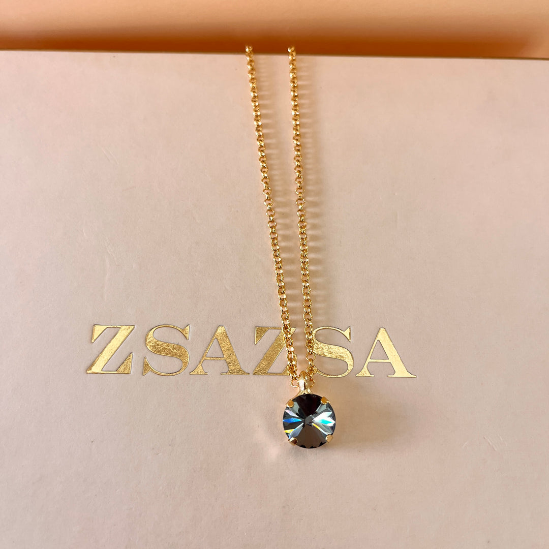 Grey round preciosa crystals set