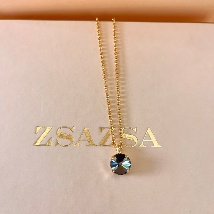 Grey round preciosa crystals set