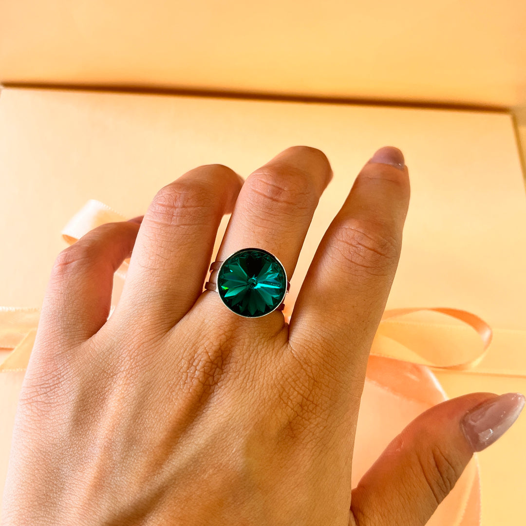 Dark green Swarovski crystals set