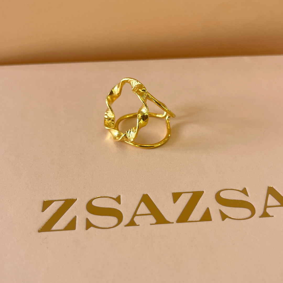 Twisted circle gold handmade set