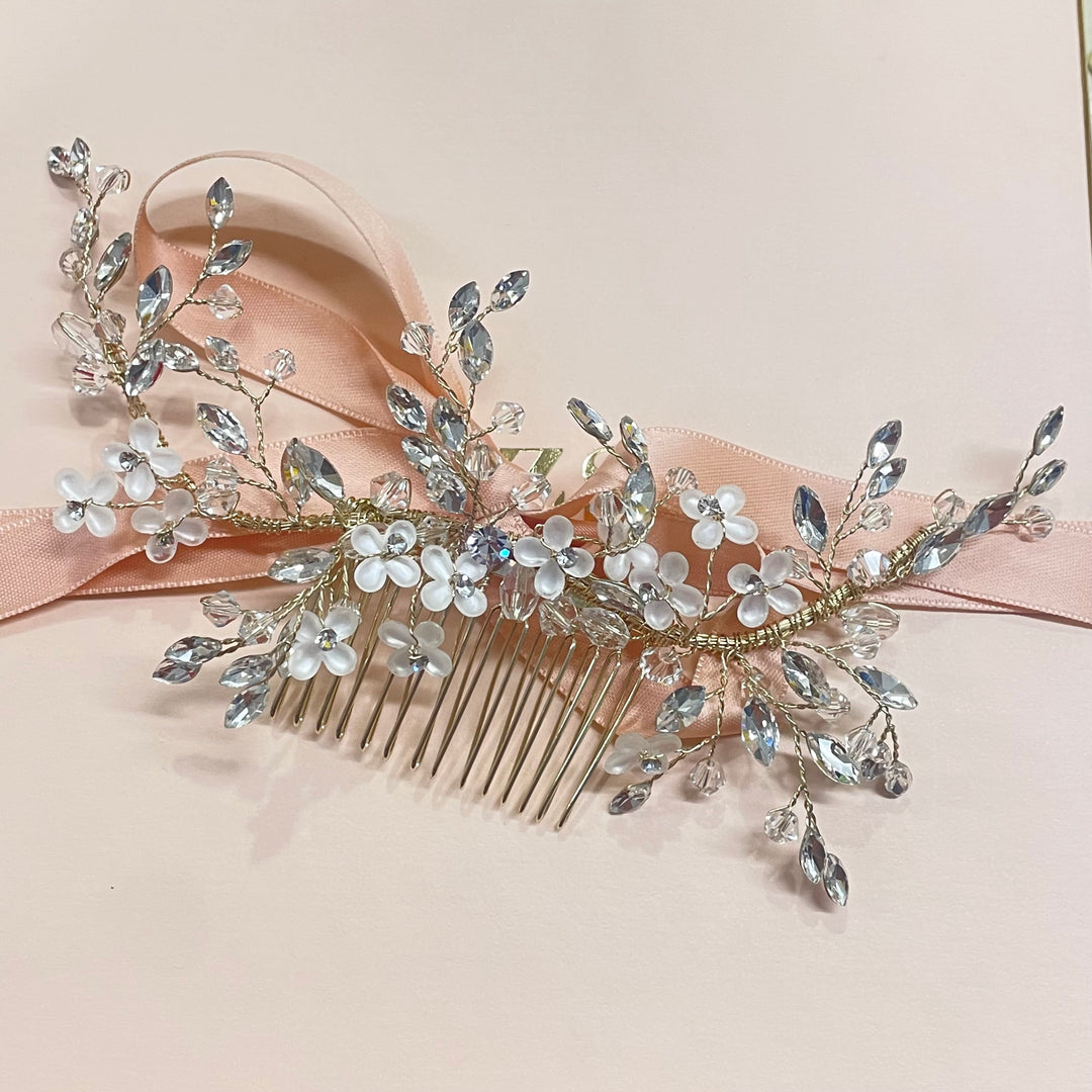 Stunning hair comb