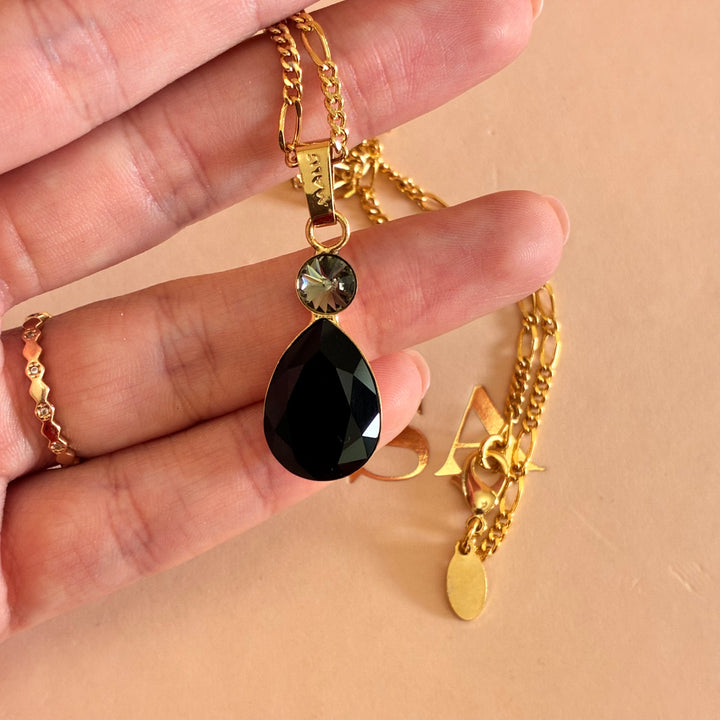 Teardrop black and grey Swarovski crystals set