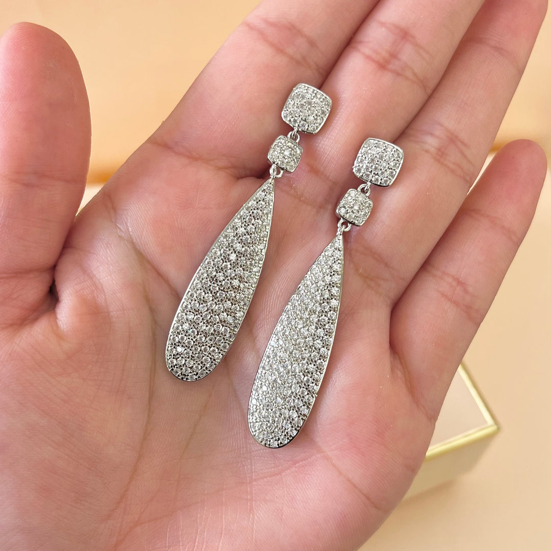Silver zircone long earrings