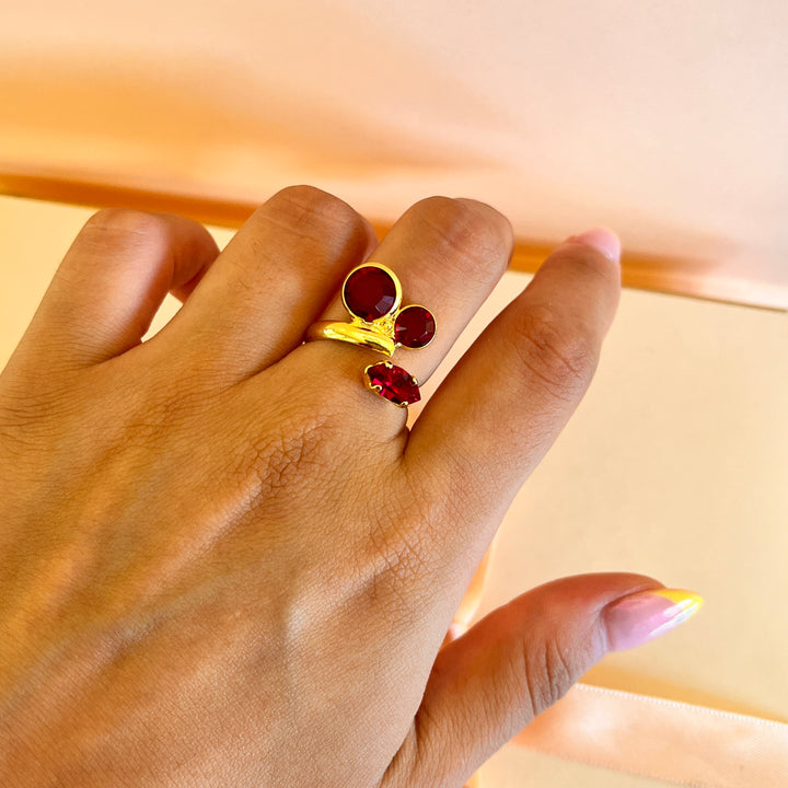 Round and marquise red Swarovski crystals ring