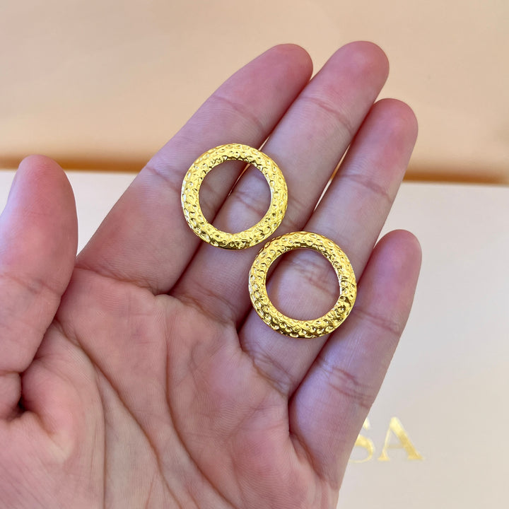 Round gold handmade set