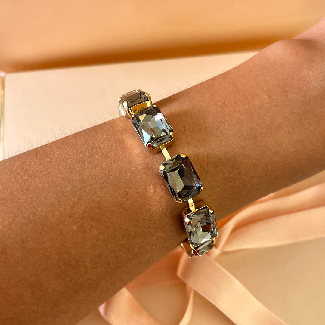 Rectangular grey preciosa crystals bracelet