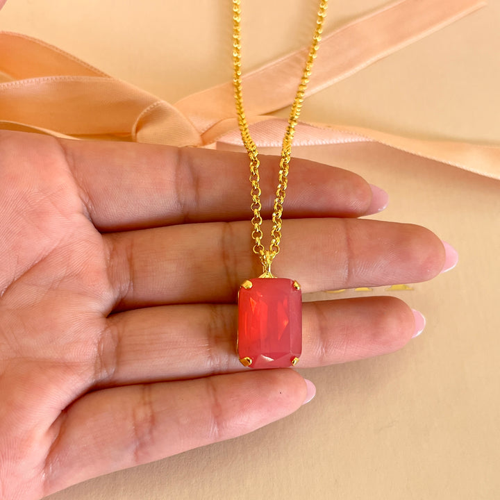 Coral rectangular preciosa crystals set