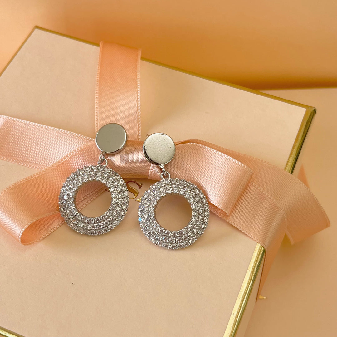 Silver zircone round earrings