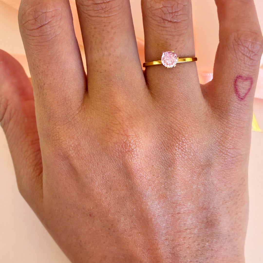 Solitaire light pink gold plated ring