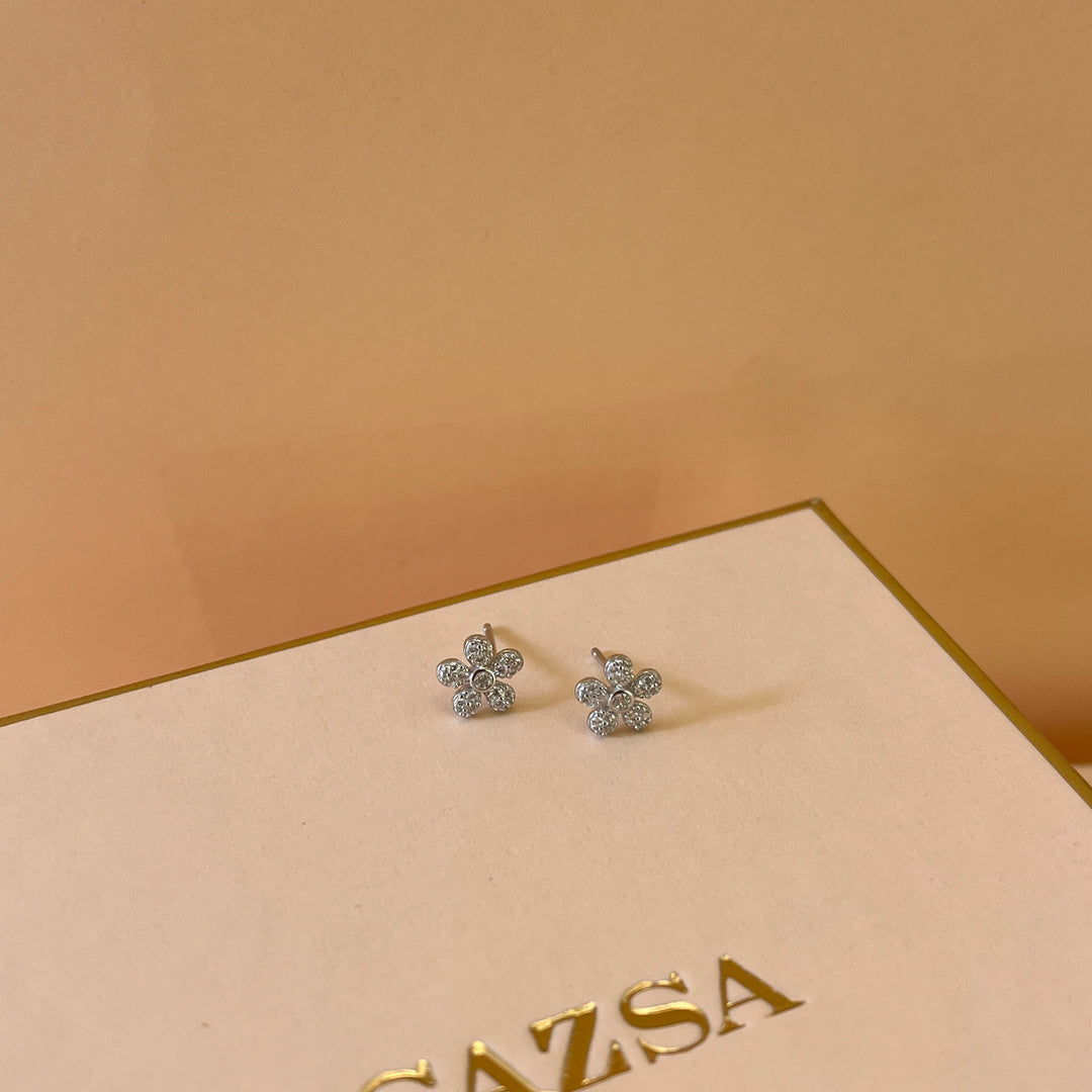 Silver zircone flower studs