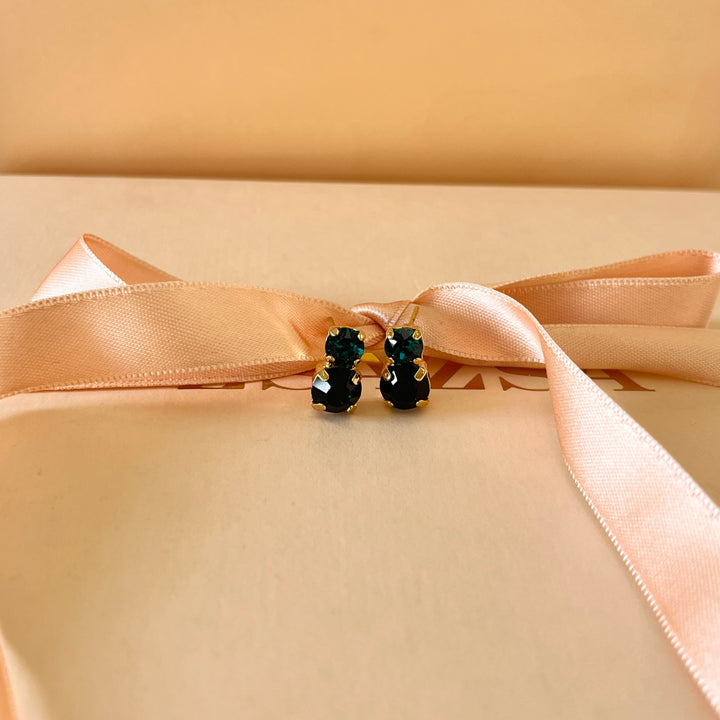 Dark green preciosa crystals studs