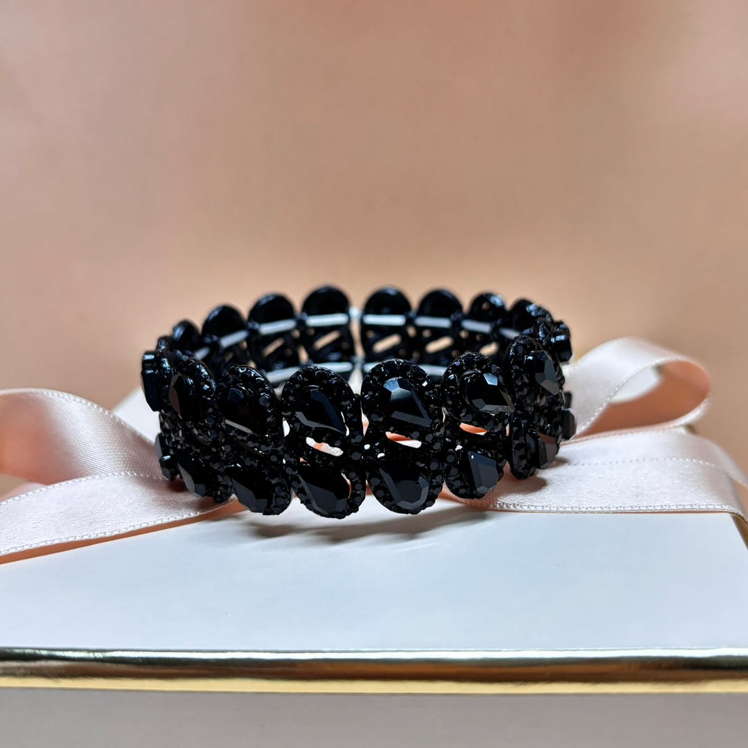 Teardrop black rhinestone bangle