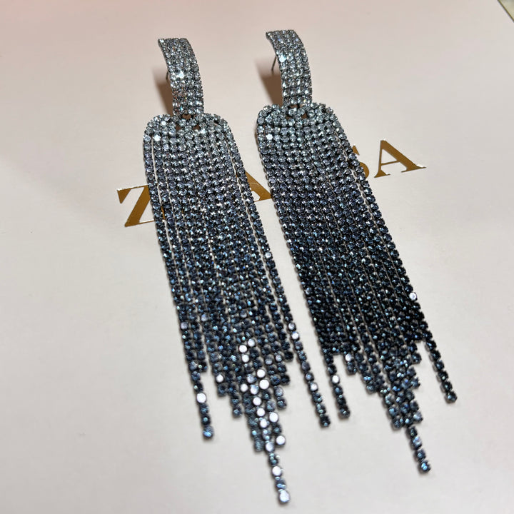 Elegant grey earrings