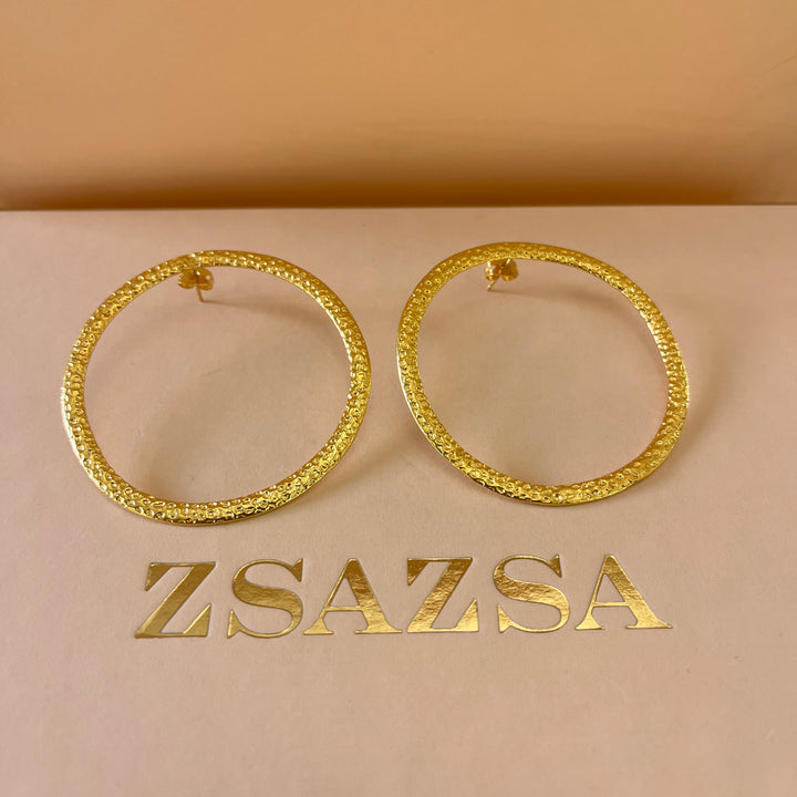 Round gold handmade set