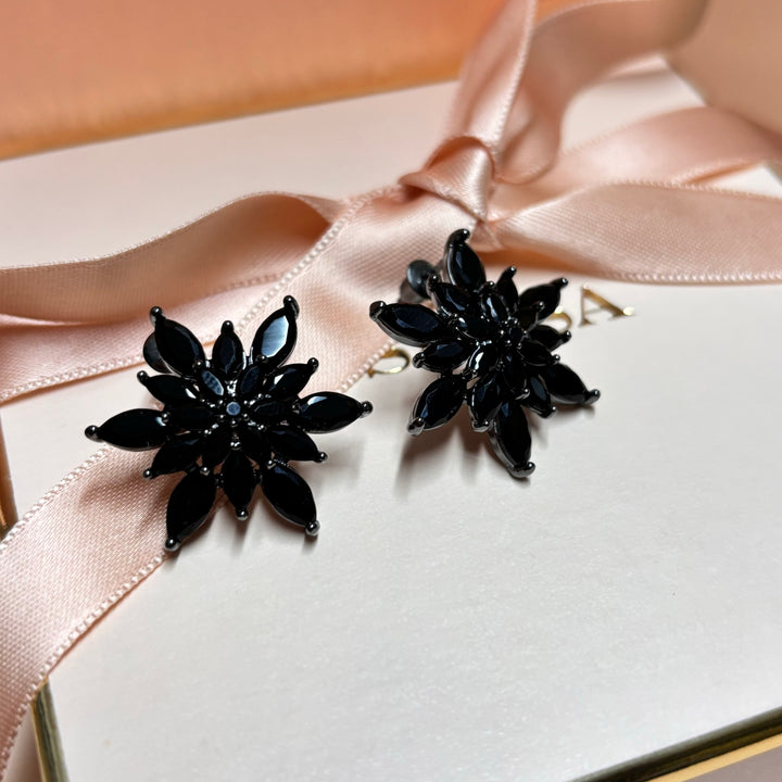 Flower all black rhinestone studs