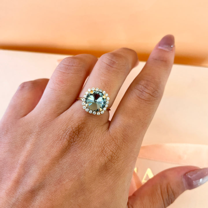 Grey Swarovski crystals studs and ring