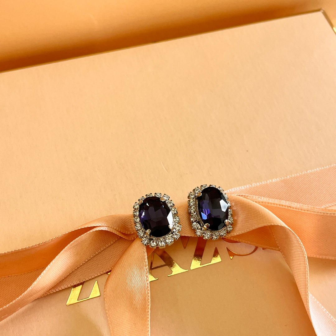 Purple oval preciosa crystals set