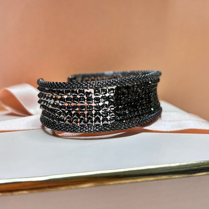 Statement grey bangle