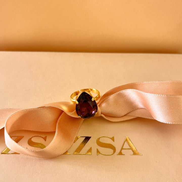 Purple teardrop Preciosa crystals set