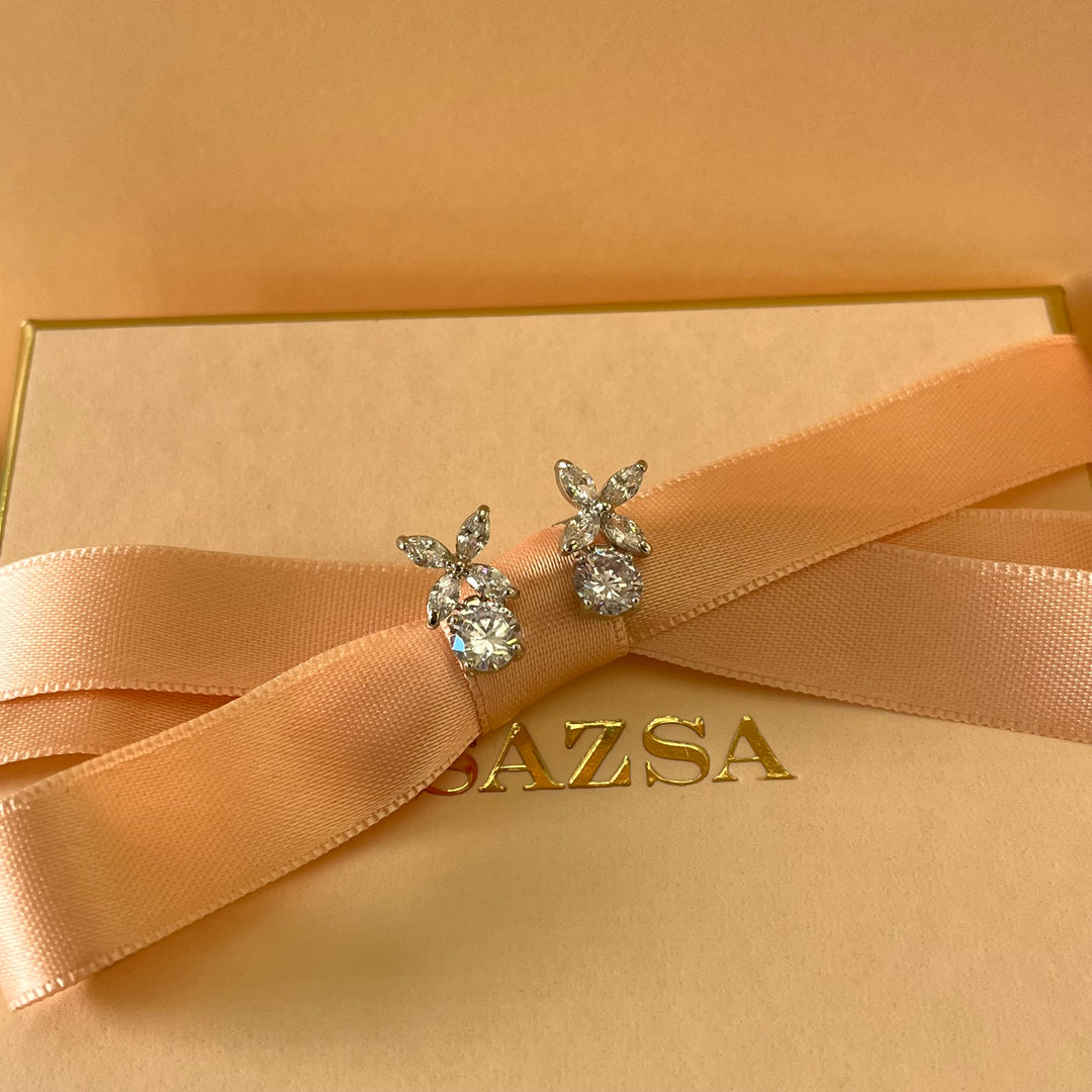 Silver zircone studs