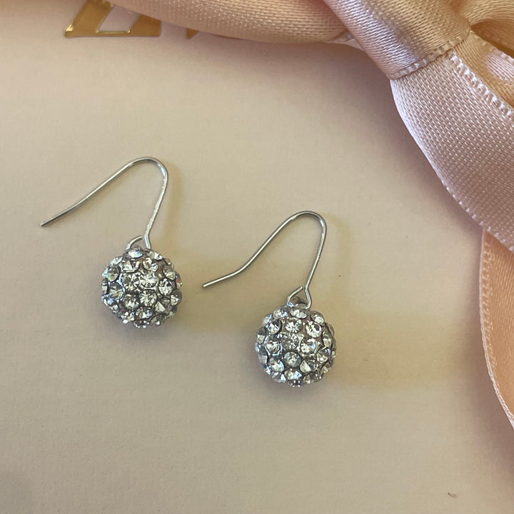 Grey pearls and rhinestone set