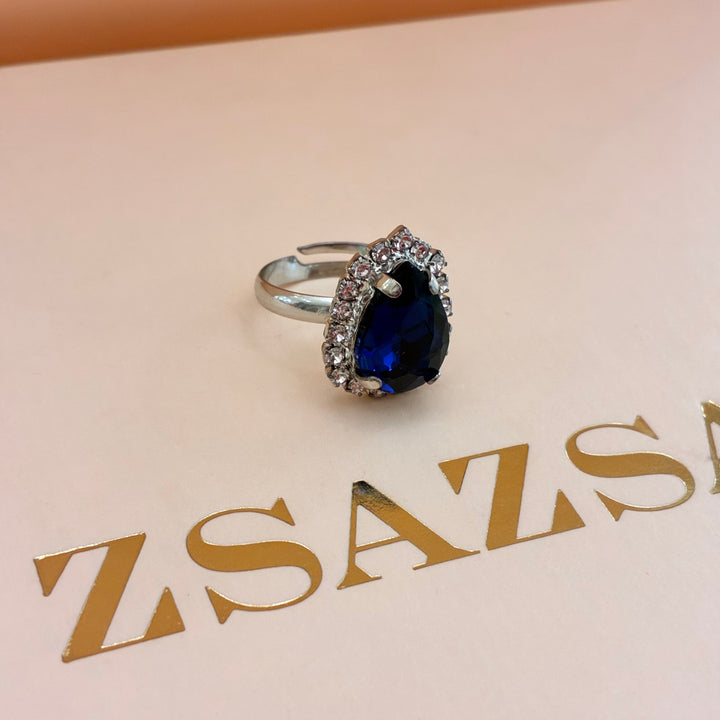 Navy blue Teardrop Preciosa crystals set