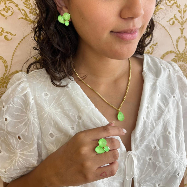 Neon green summer set