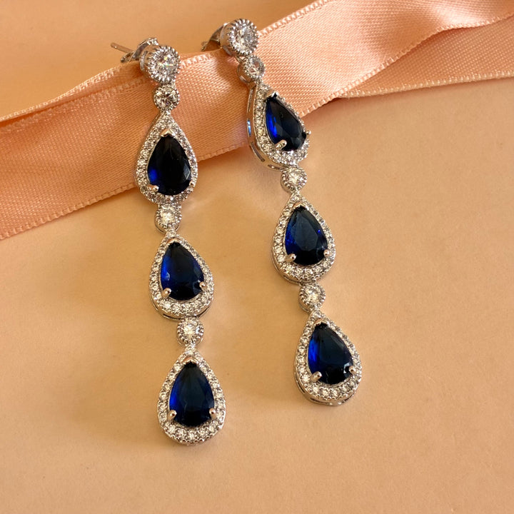 Teardrop navy blue zircone long earrings