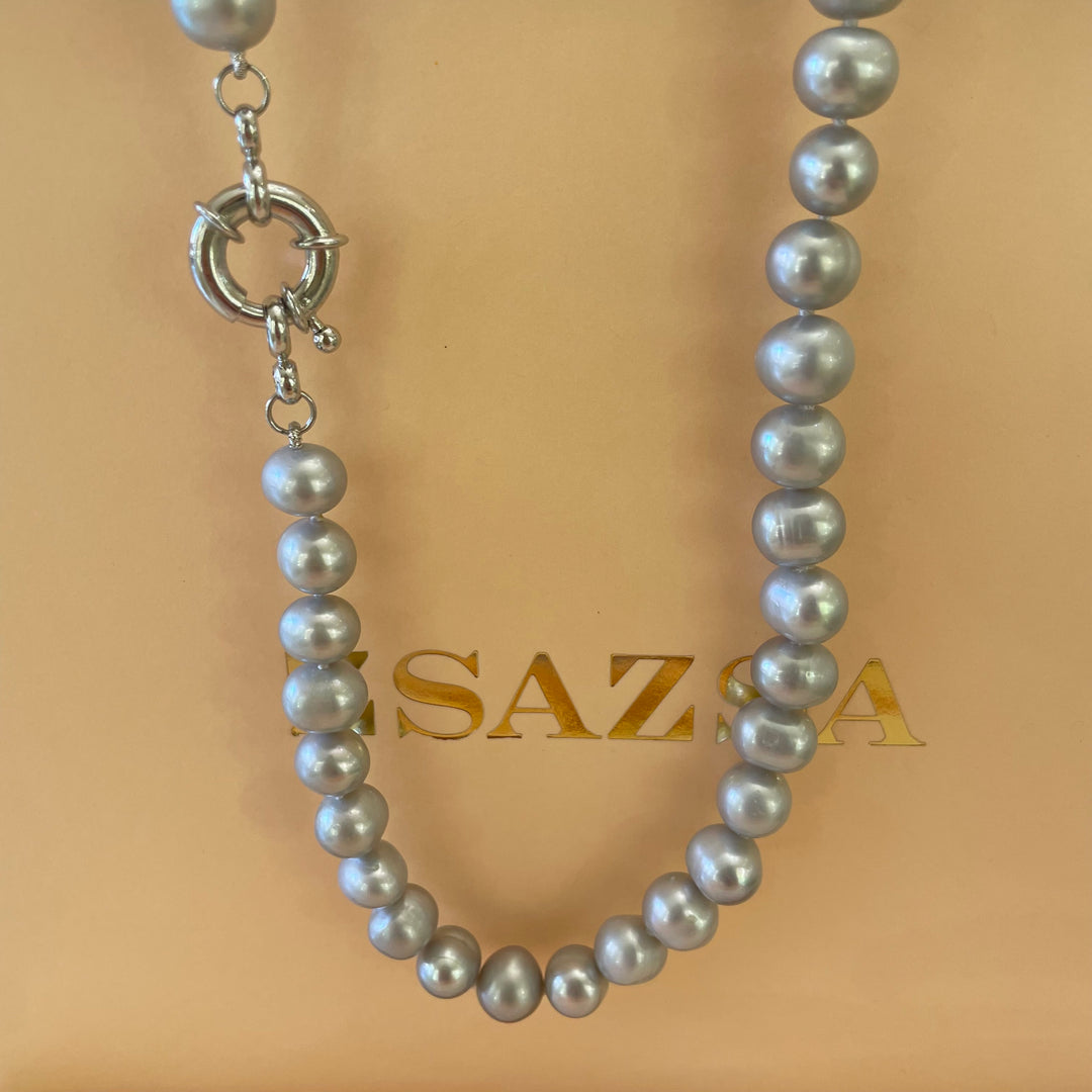 Light grey fresh water pearls set