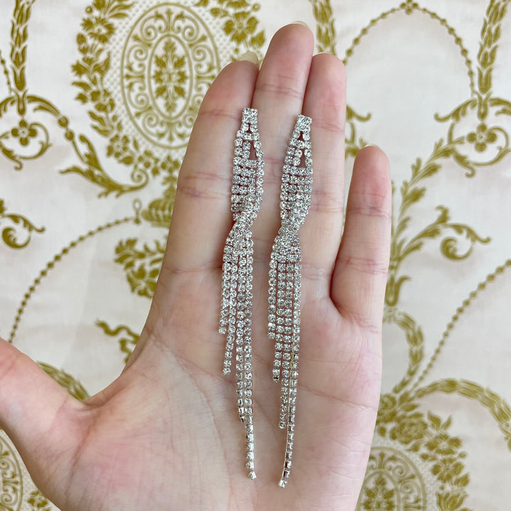 Elegant fringe earrings