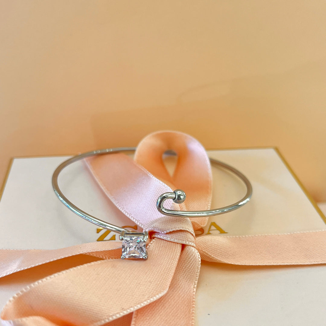 Silver zircone bangle