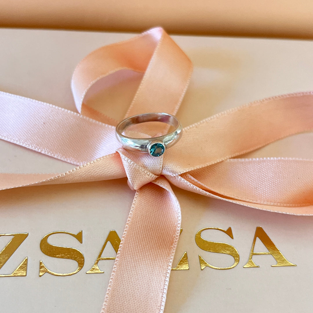 Turquoise zircone ring