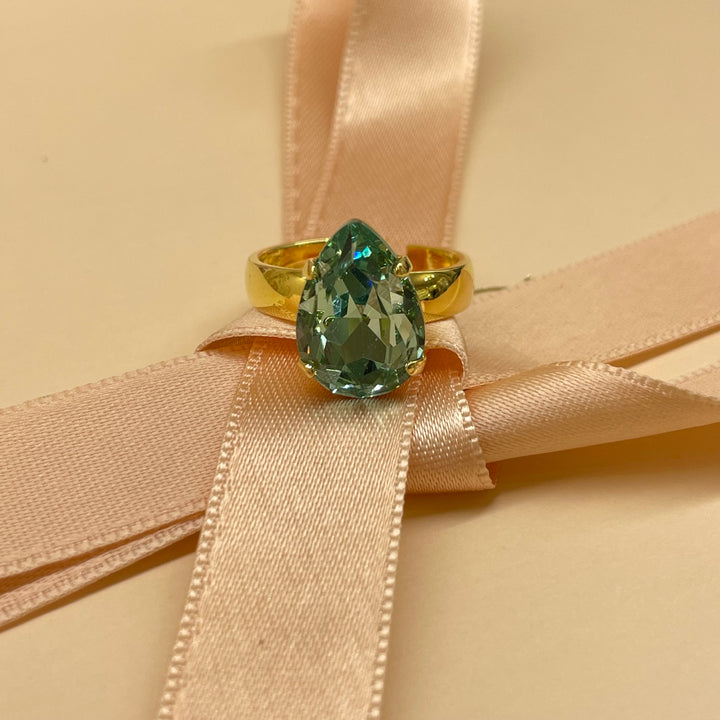 Green set Swarovski crystals