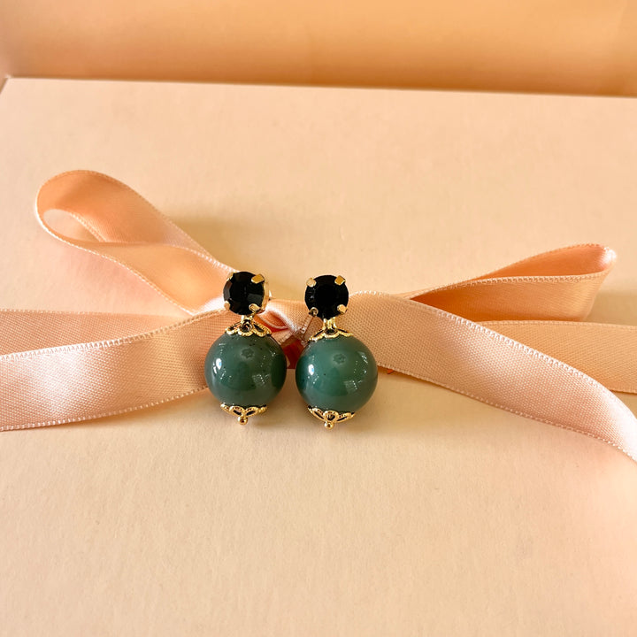 Dark green preciosa crystals with resin earrings
