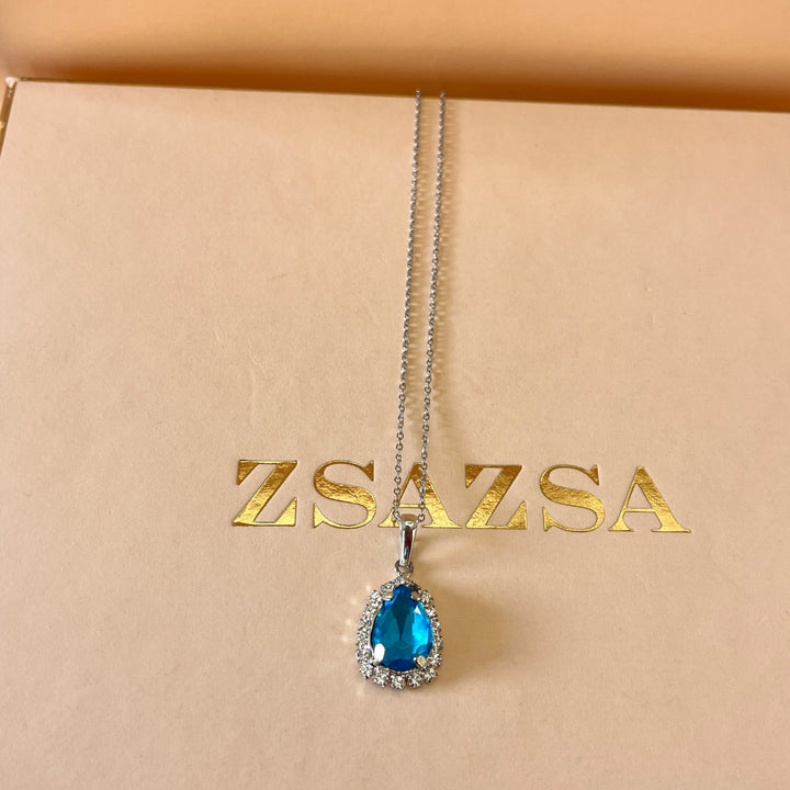 Turquoise teardrop preciosa crystals set